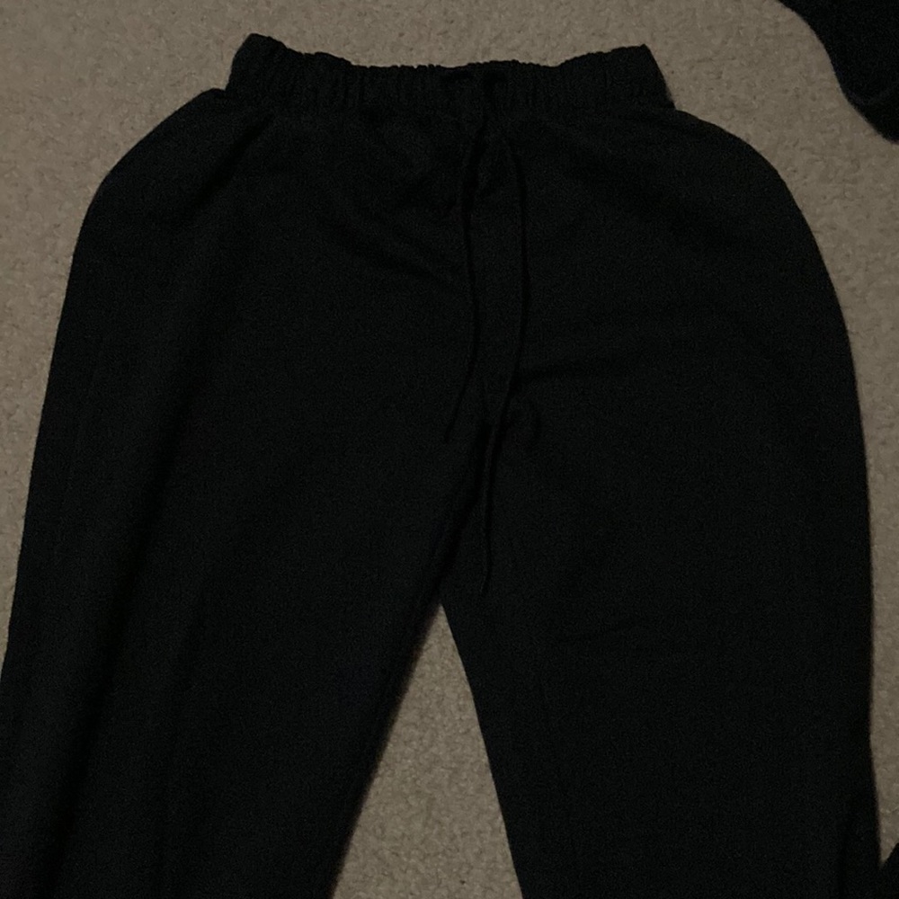 Black sweatpants